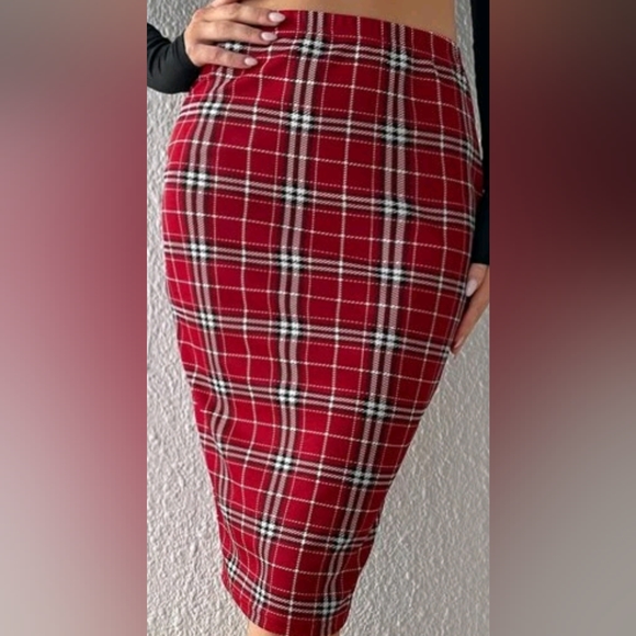 Dresses & Skirts - Red plaid pencil skirt
